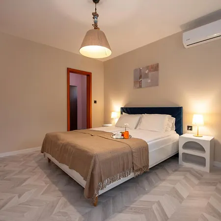 Apartmanhotel Messambria 3*